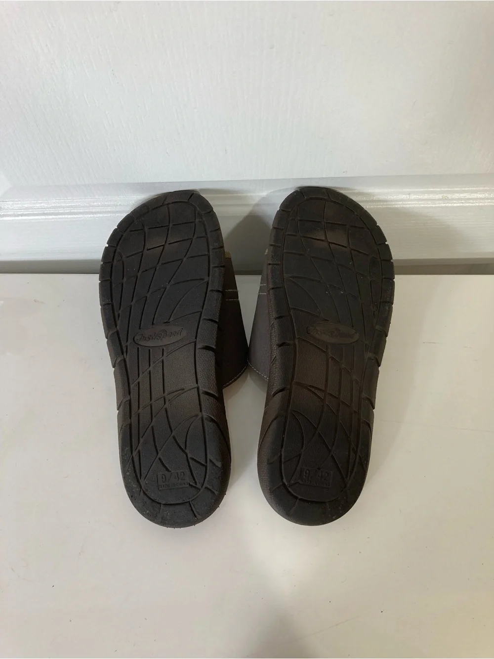 Nwot JUST SPEED Sandals Mens 9 Brown Squeeze Me Logo Slip-On Slides Flats